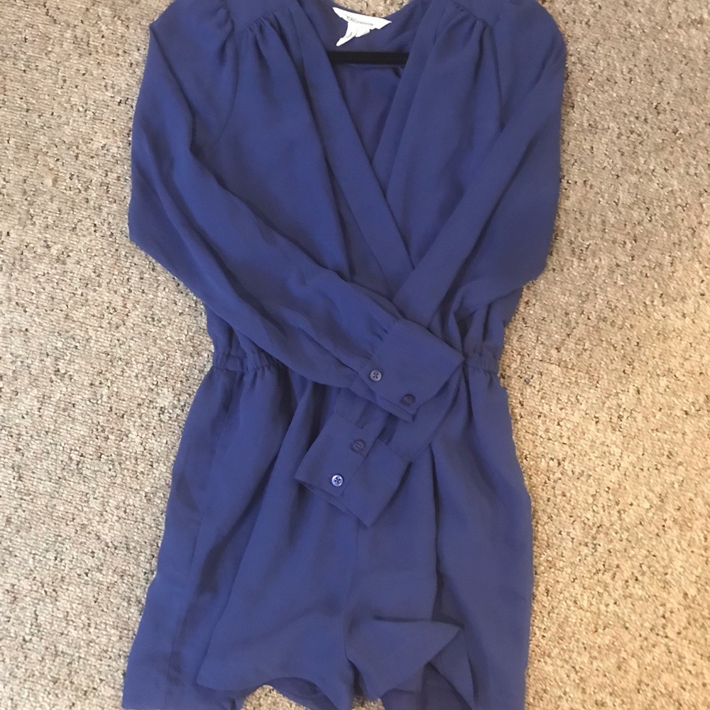 BCBG S blue long sleeve romper